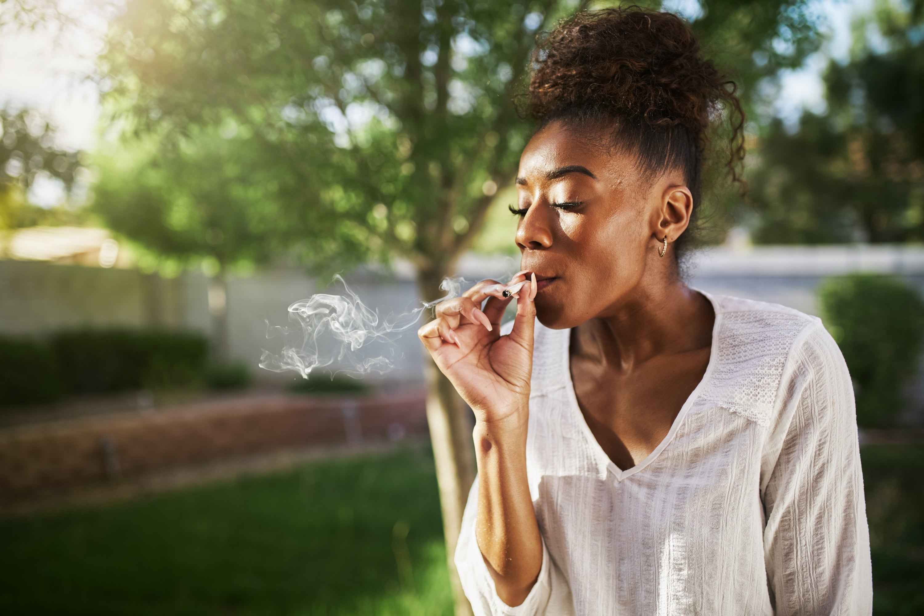 How to Use Dog Walker Cones for Microdosing or Quick Solo Smokes