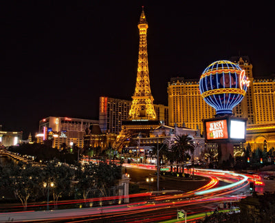 Where to Spark Up on Your Vegas Vacation: A Comprehensive Guide to Smoking Marijuana in Sin City